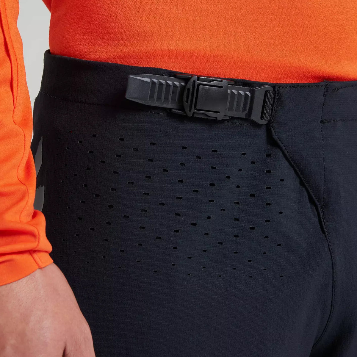 Specialized gravity short black/black 40
