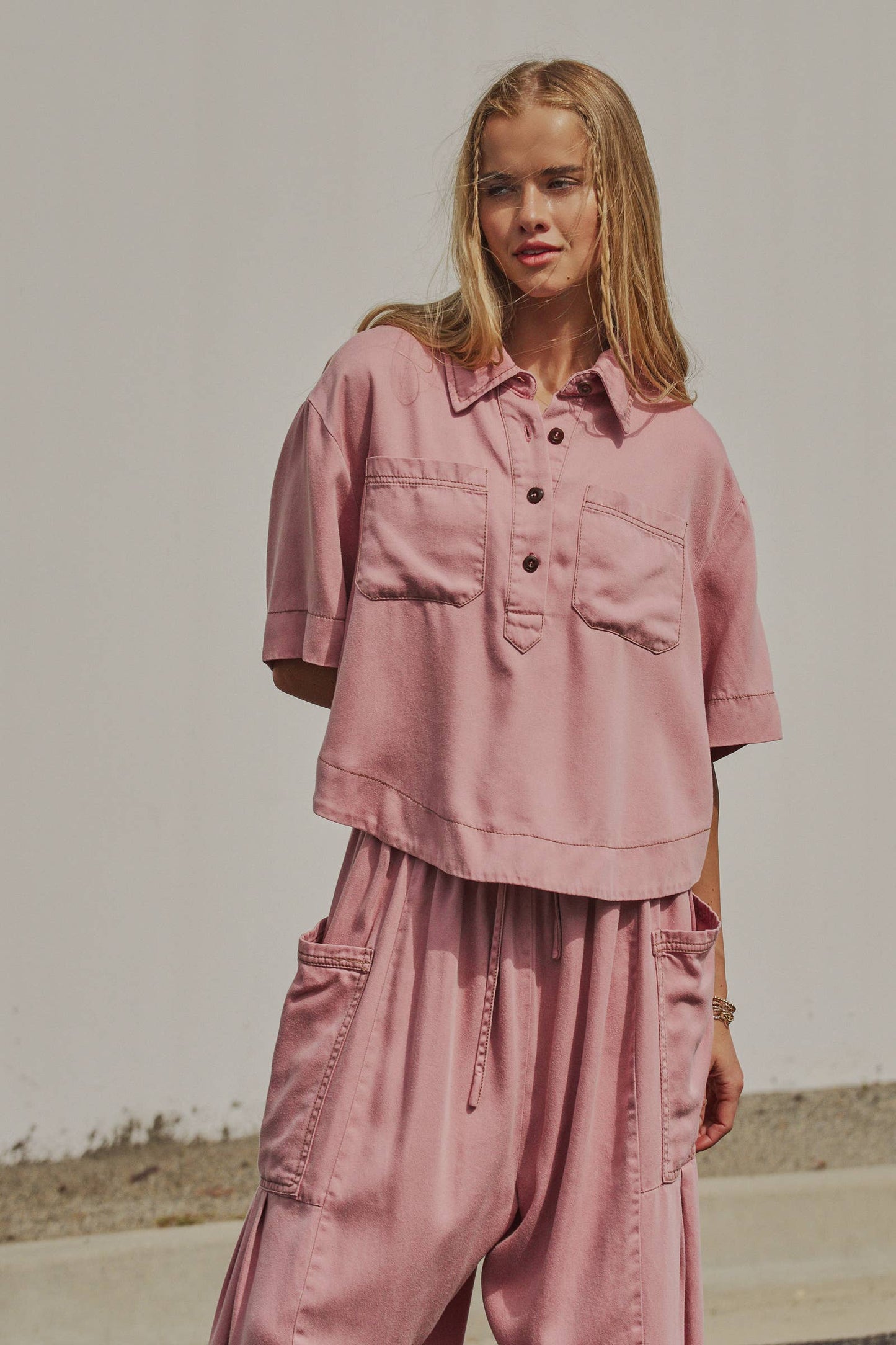 Urban Daizy - Washed Denim Half Placket Cropped Utility Shirt