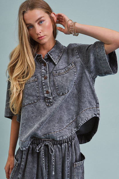 Urban Daizy - Washed Denim Half Placket Cropped Utility Shirt