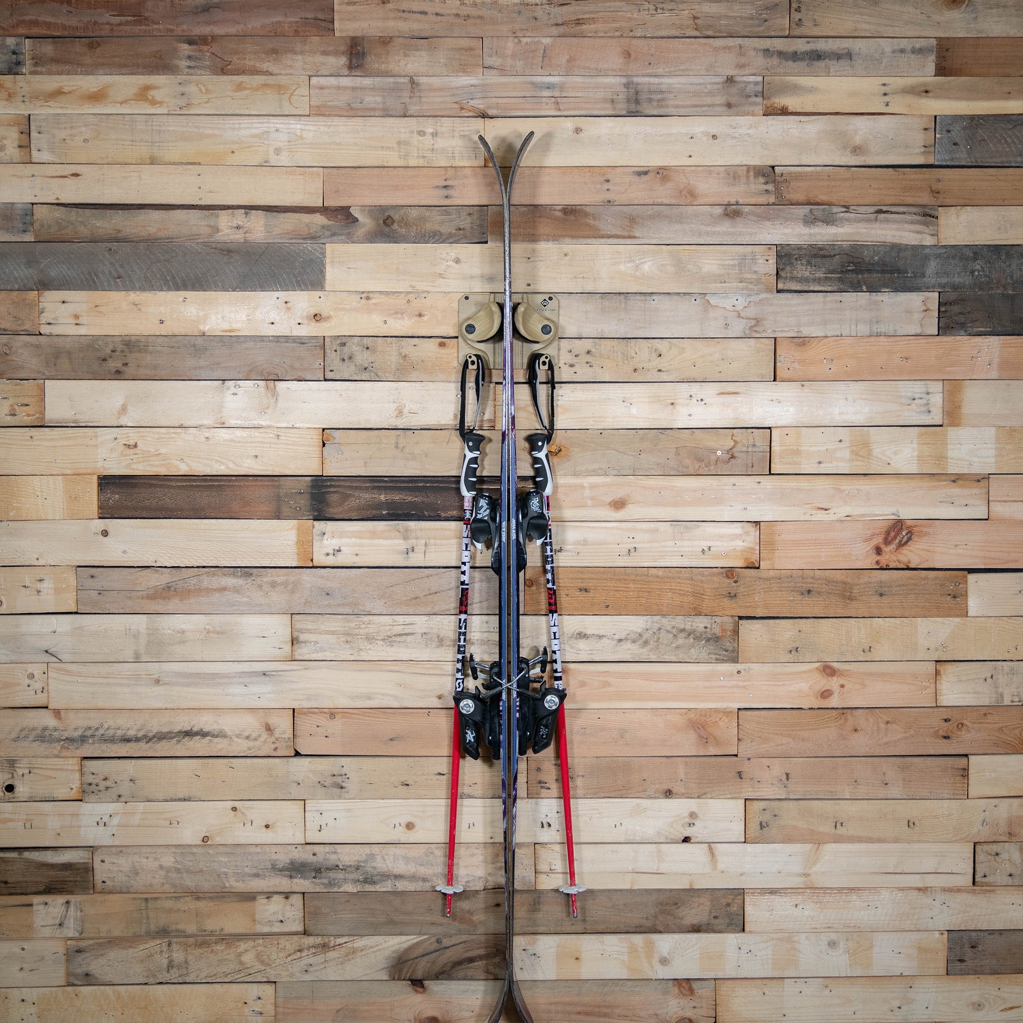 The Gravity Grabber - Light Wood – Goodwynn's