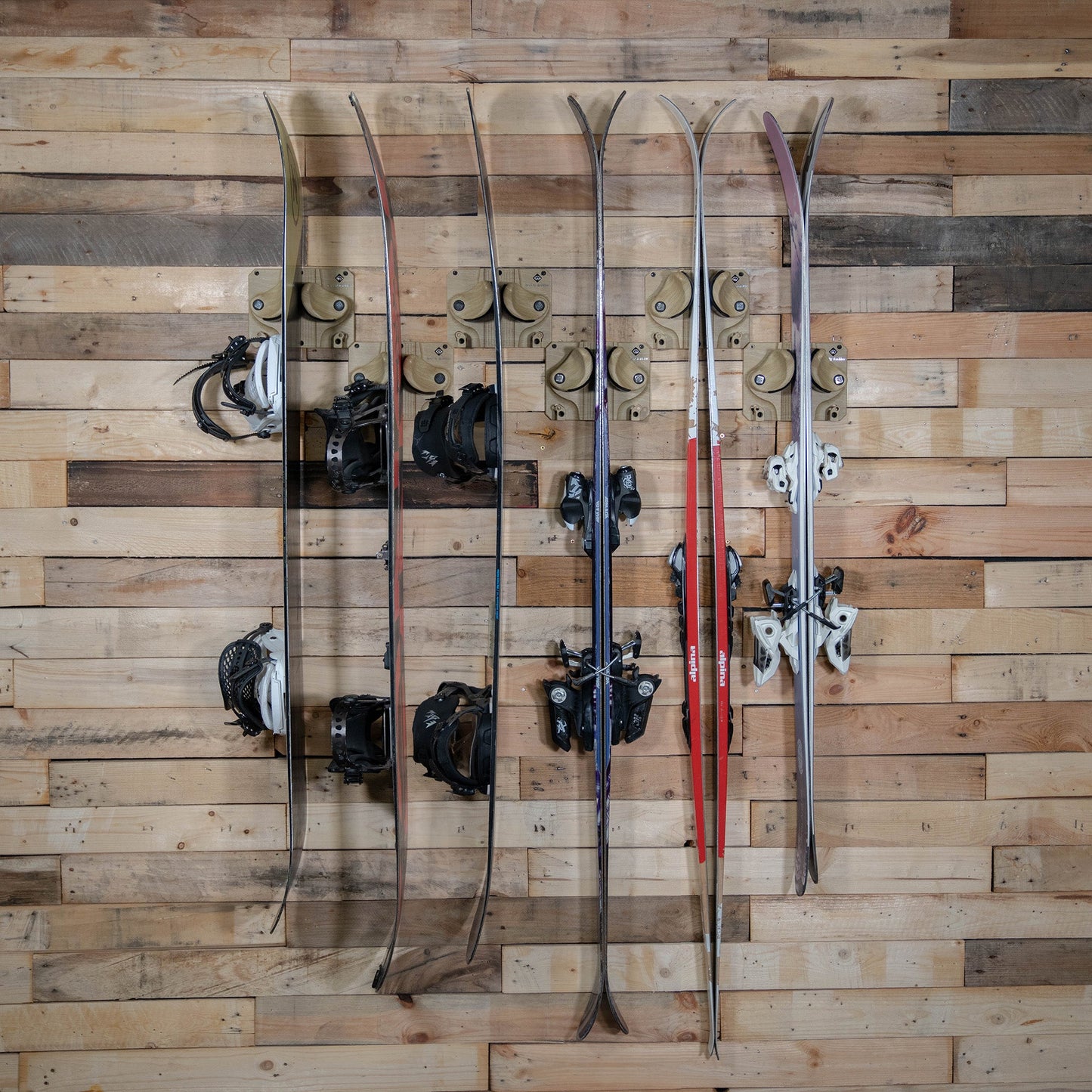 The Gravity Grabber - Light Wood