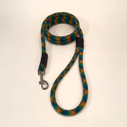 Fitz Outfitters - Dog leash made from retired climbing rope