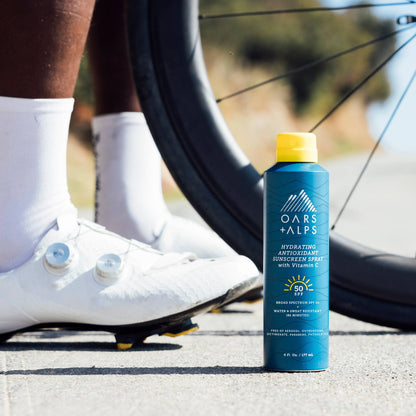 Oars + Alps - Men's Hydrating Antioxidant SPF 50 Spray, with Vitamin C