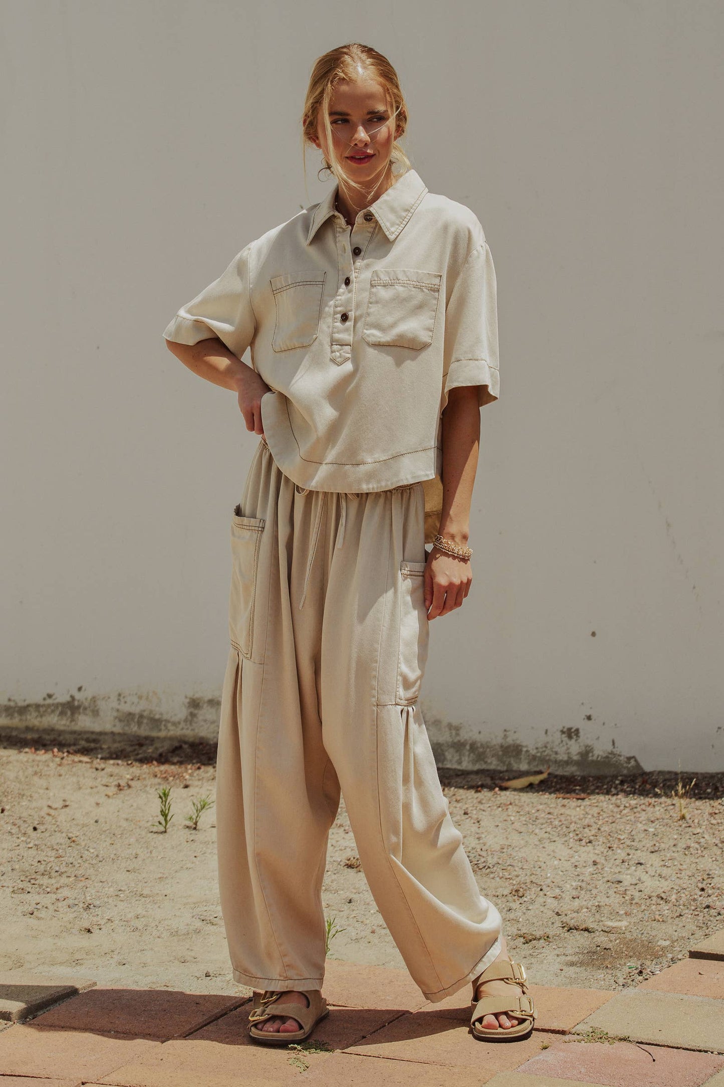 Urban Daizy - Washed Denim Half Placket Cropped Utility Shirt