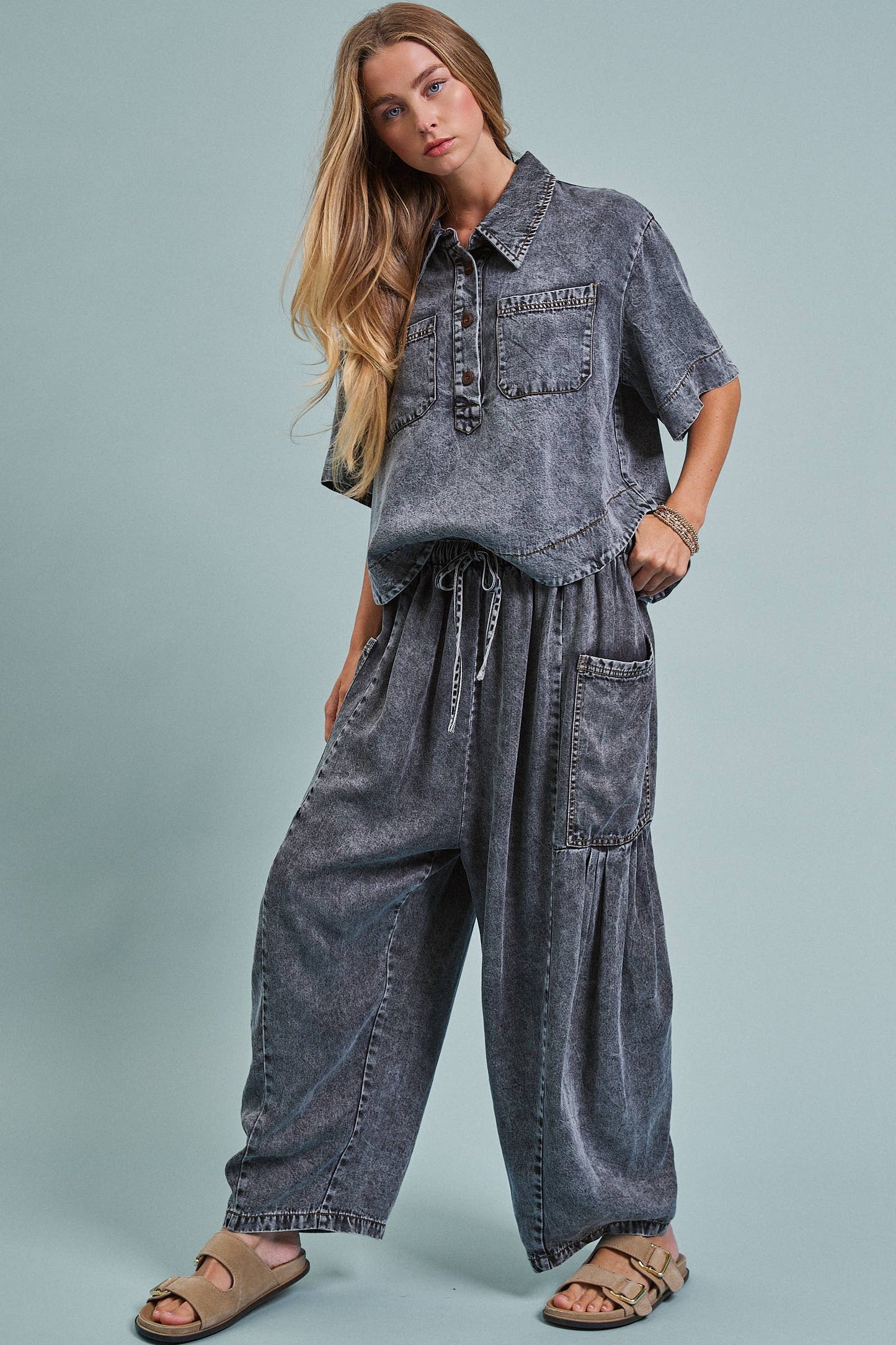 Urban Daizy - Washed Denim Half Placket Cropped Utility Shirt