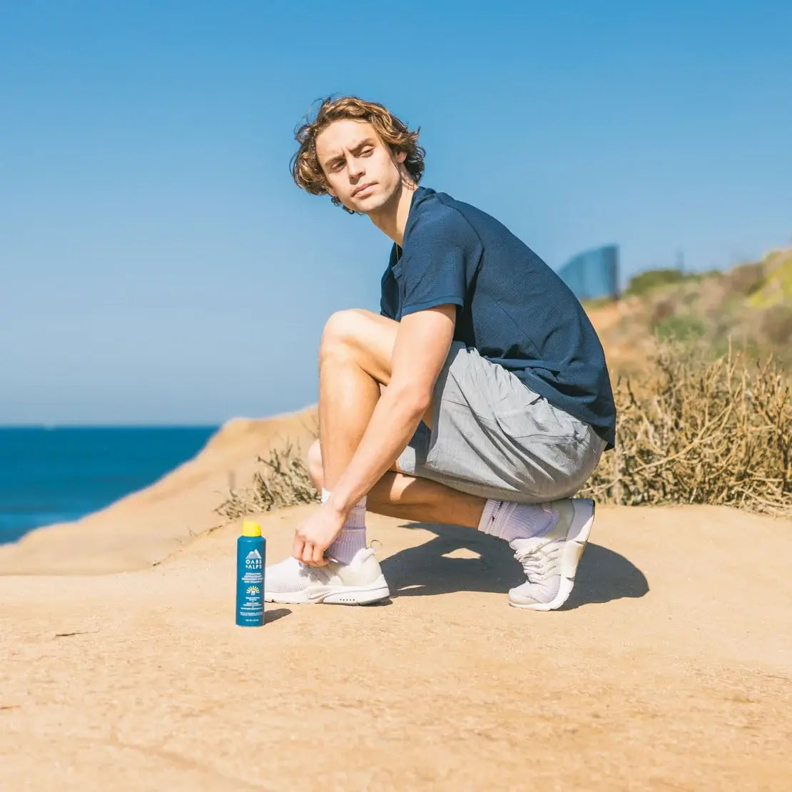 Oars + Alps - Hydrating Antioxidant SPF 30 Sunscreen Spray, Vit C-Goodwynn'sGoodwynn's