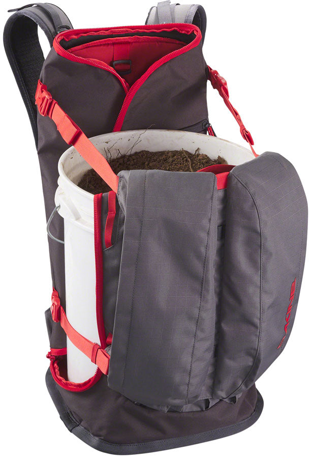 Dakine Syncline and Builder Hydration Packs with Multiple Capacity Options-Goodwynn'sGoodwynn's