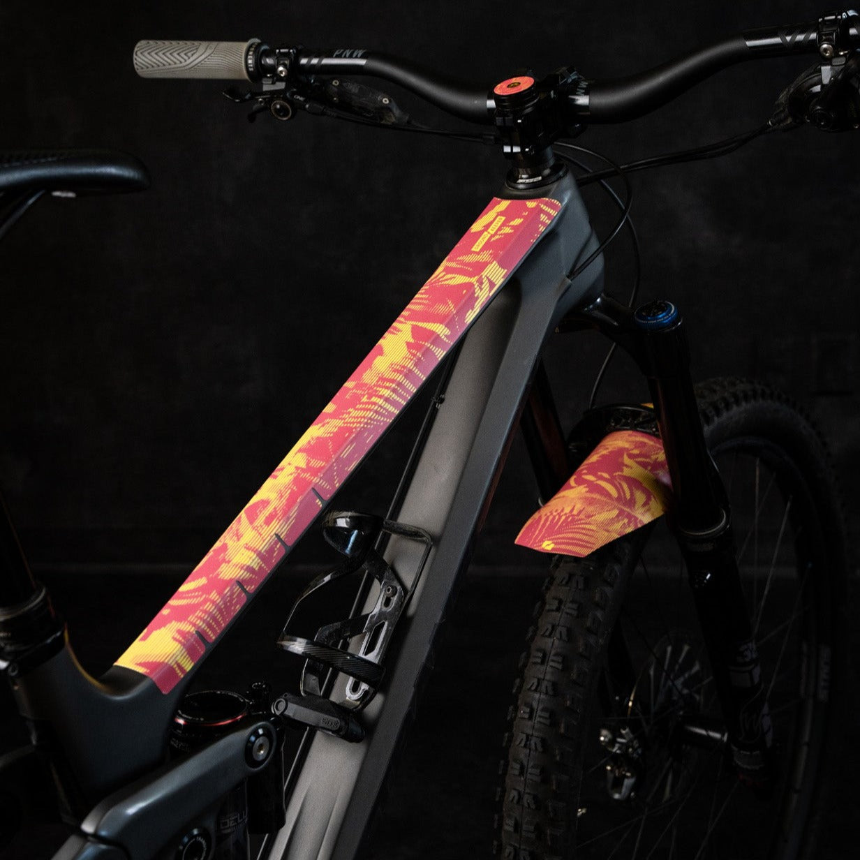 Tropical Glitch Frame Keeper with Unique Glitch Design and Durable Frame Material