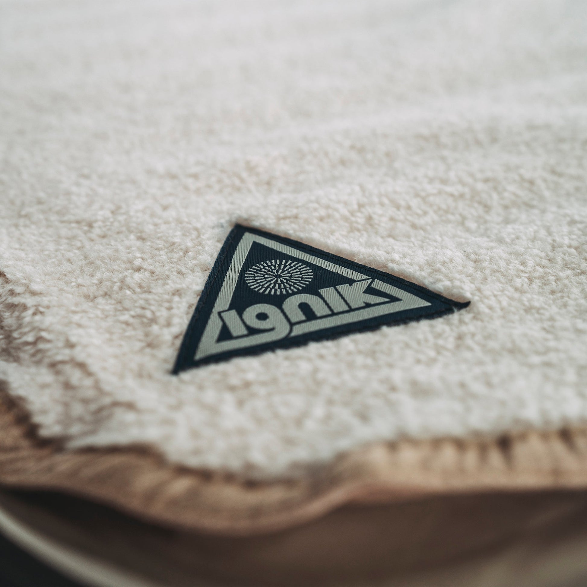 Flipside Heated Bed Cover Fleece-Goodwynn'sGoodwynn's