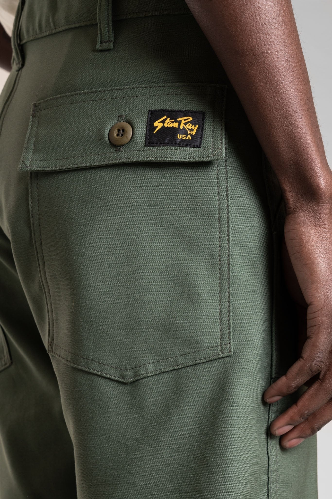 FATIGUE SHORT (OLIVE SATEEN) 5501