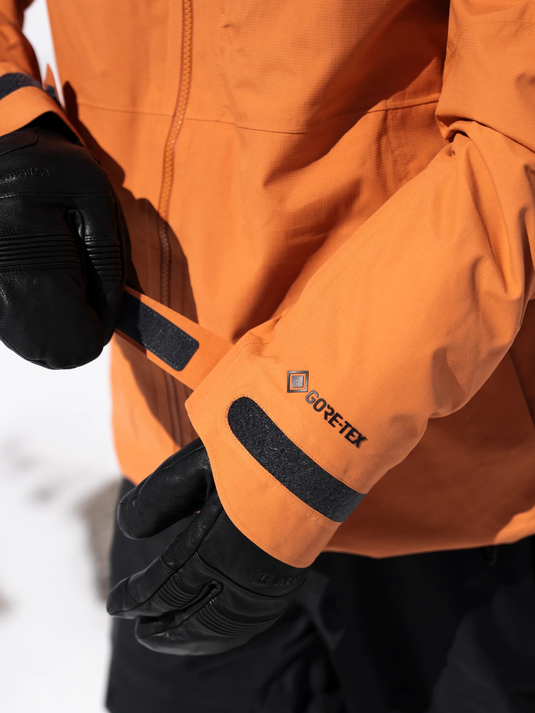 Romer 2L GORE-TEX Insulated Jacket for All-Weather Protection and Warmth-Goodwynn&#39;sGoodwynn&#39;s