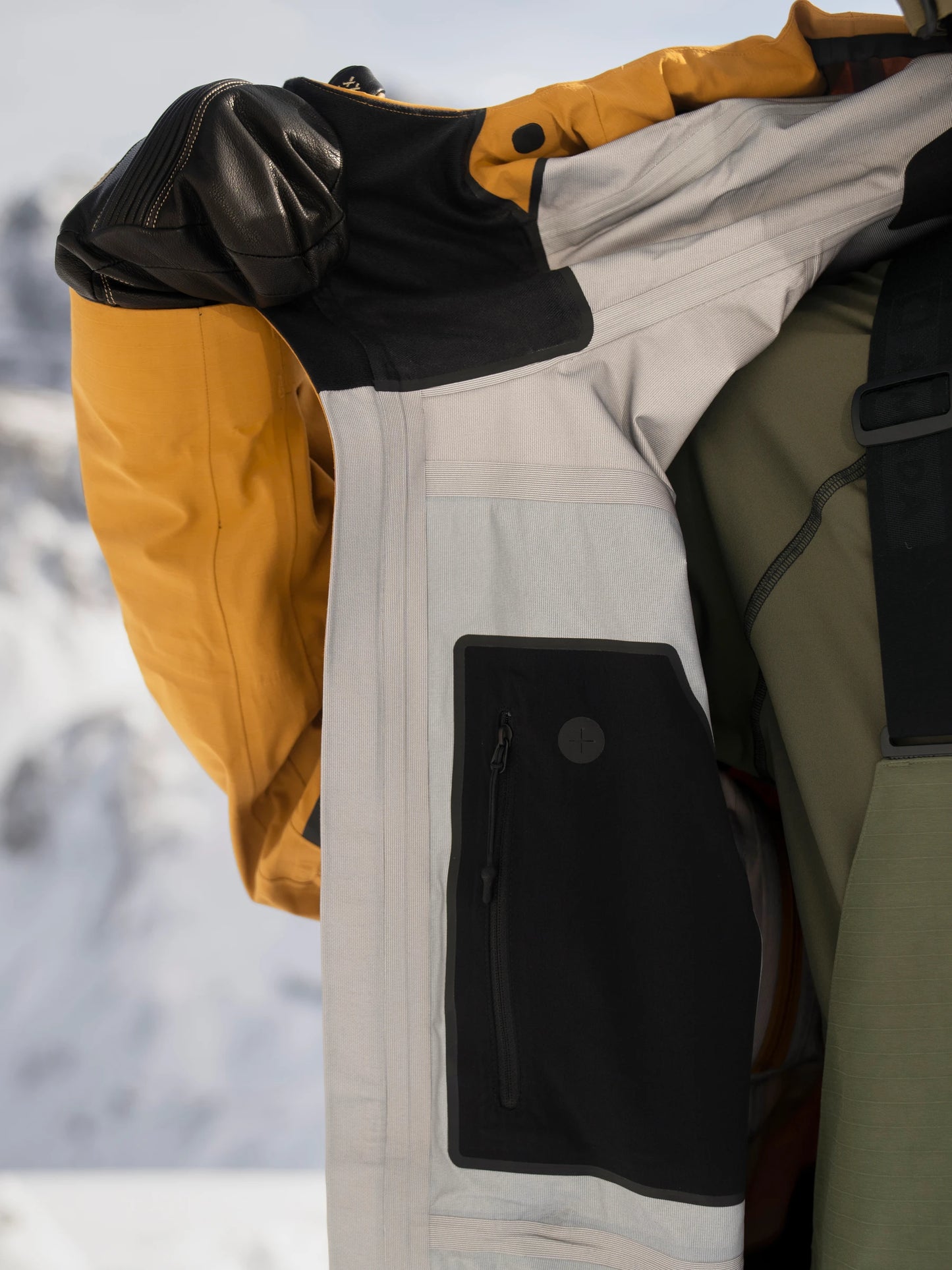 Armada Grands 3L Jacket