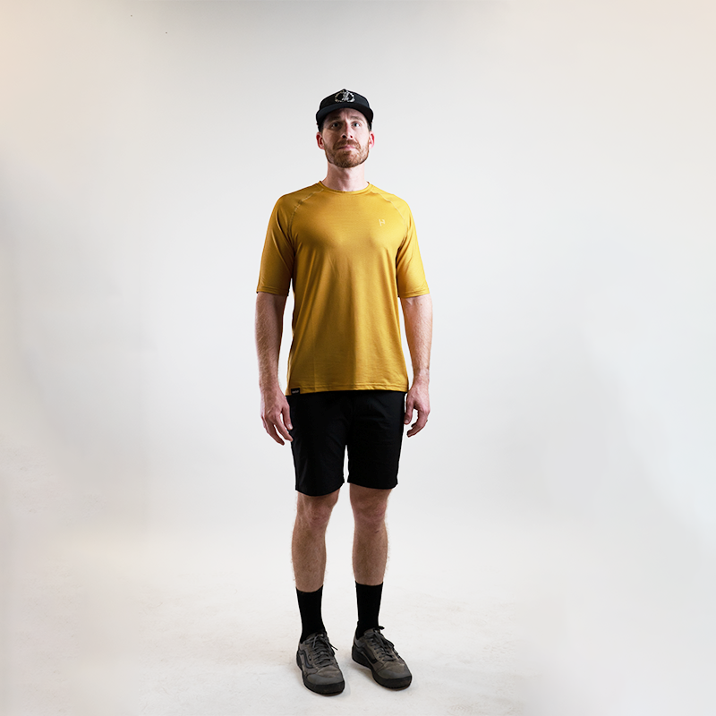 A.T. Plus Short – Durable and Stylish Outdoor Shorts for Everyday Adventures