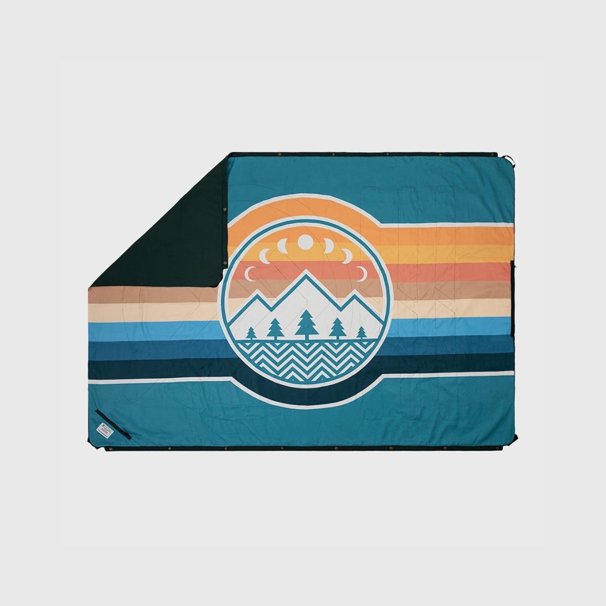 VOITED Compact Picnic & Beach Blanket - Camp Vibes / Blue Lagoon-Goodwynn'sGoodwynn's
