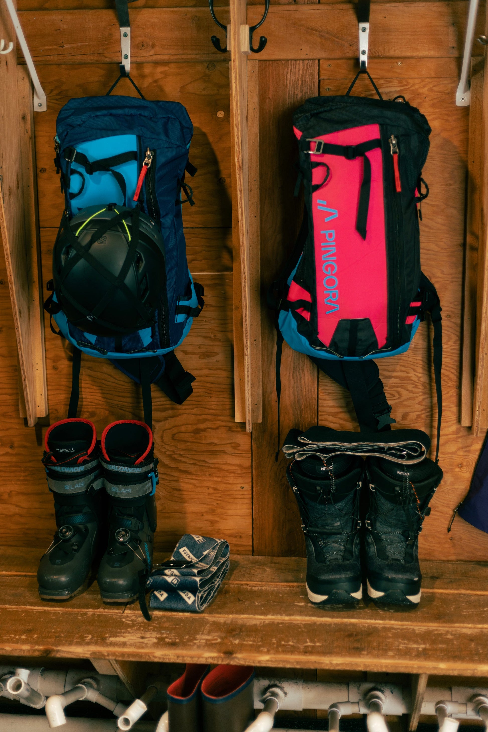Pingora Vivid 27 Liter Backcountry Ski Pack 2024-Goodwynn'sGoodwynn's