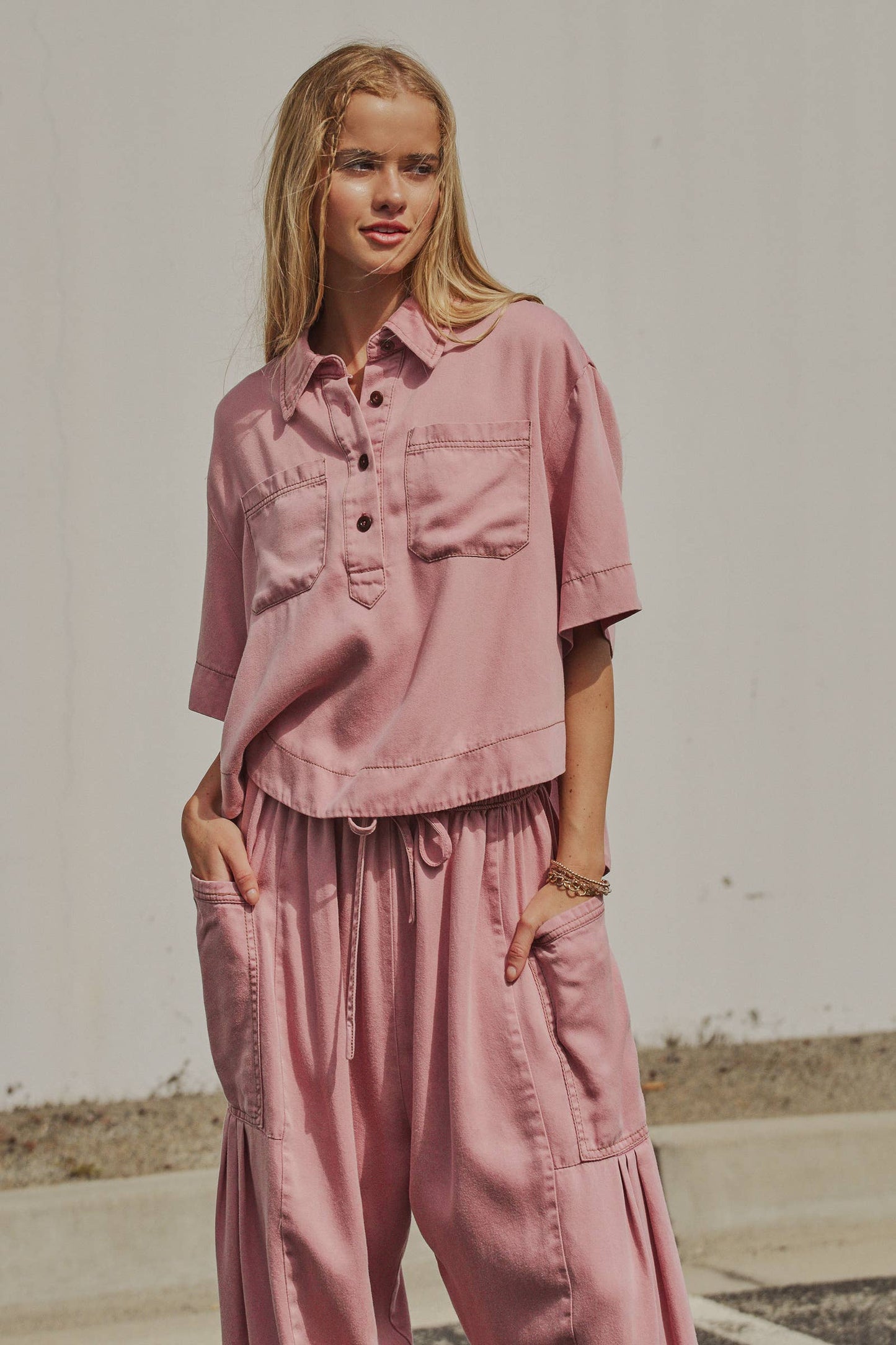 Urban Daizy - Washed Denim Half Placket Cropped Utility Shirt