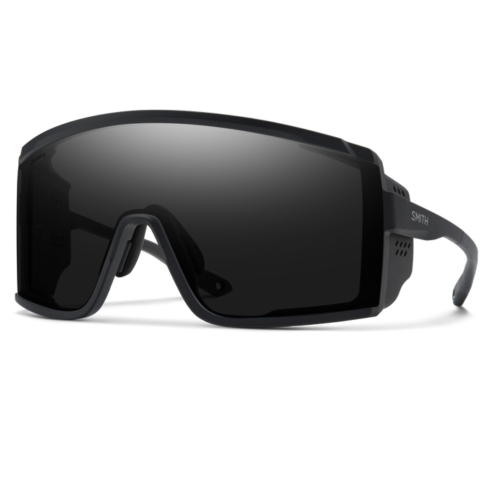 Smith Pursuit Matte Black ChromaPop Black/Clear