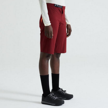 Specialized gravity short garnet red 24