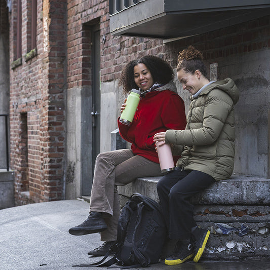 files/tkwide_32oz_insulated_bottle_twist_girls_city_winter_square.jpg-Goodwynn's