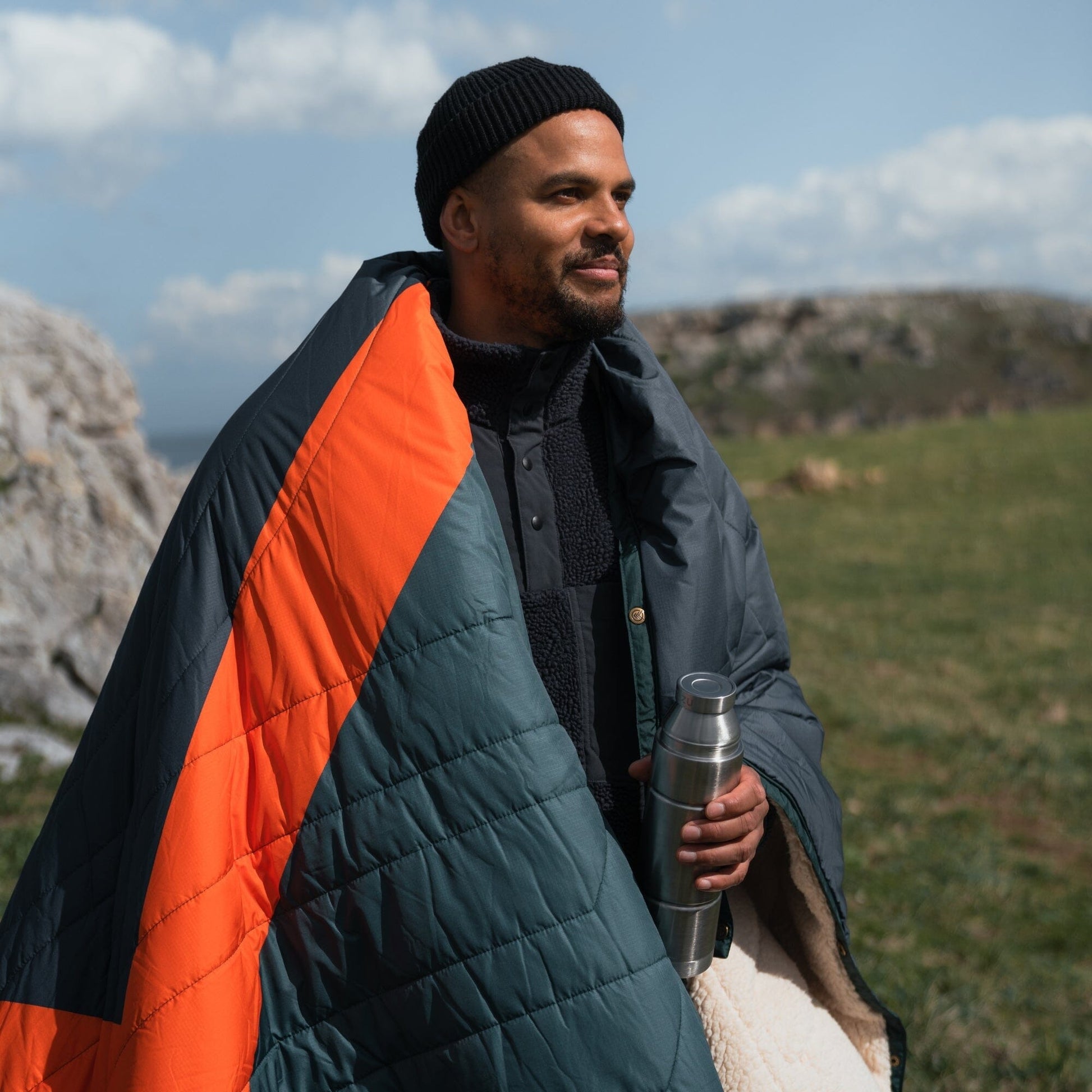 VOITED CloudTouch® Indoor/Outdoor Camping Blanket - Cabin-Goodwynn'sGoodwynn's