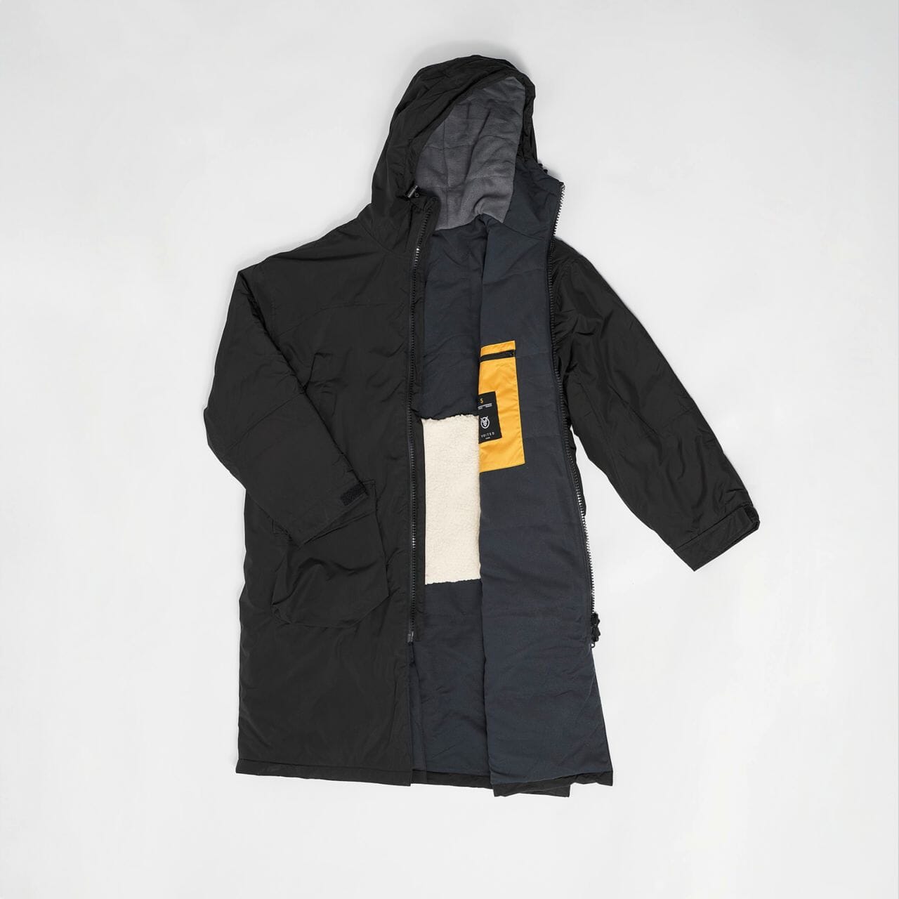 VOITED 2nd Edition Outdoor Changing Robe & Drycoat for Surfing, Camping, Vanlife & Wild Swimming - Black-Goodwynn'sGoodwynn's