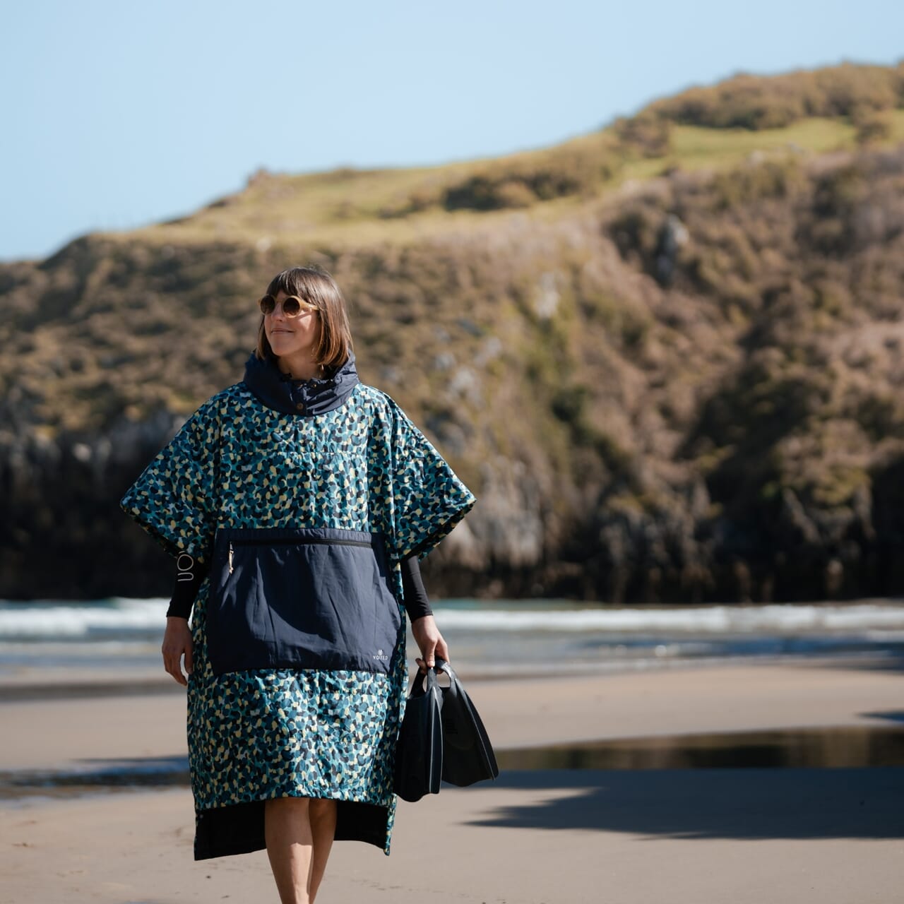 VOITED 2nd Edition Outdoor Poncho for Surfing, Camping, Vanlife & Wild Swimming - An Tracks-Goodwynn'sGoodwynn's