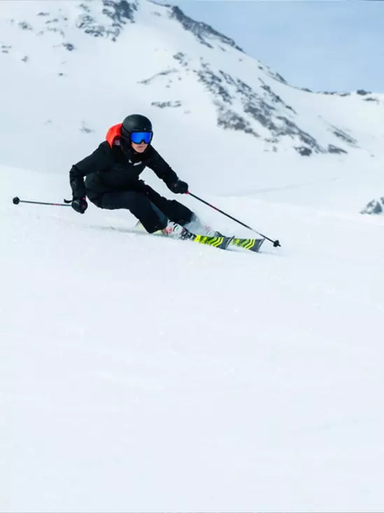 Völkl Racetiger SC Black Skis 2025-Goodwynn&#39;sGoodwynn&#39;s