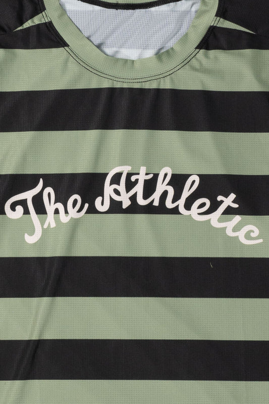 files/women_gravel_cycling_trail_running_green_stripe_long_sleeve_tech_tee_close.jpg-Goodwynn's