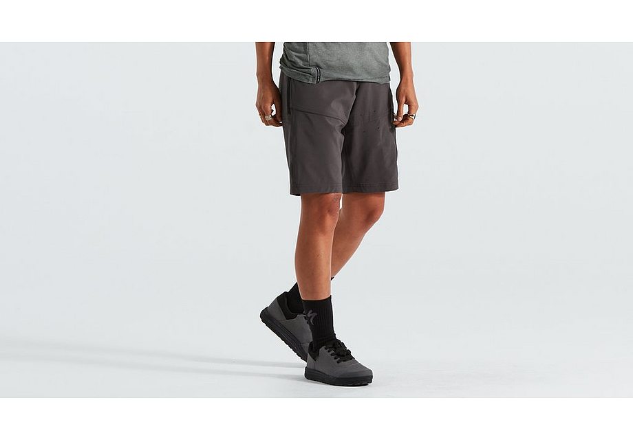 Specialized trail cargo short wmn charcoal sm