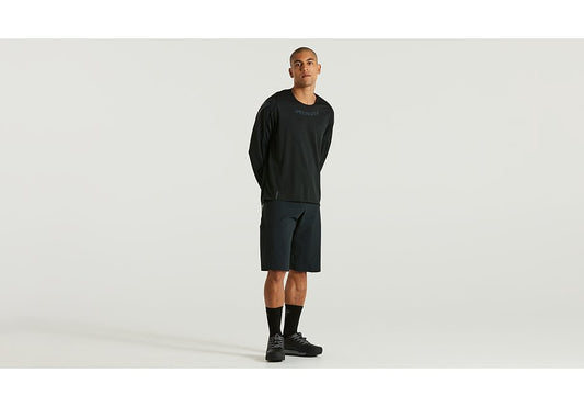 Specialized gravity short black 32-Goodwynn's