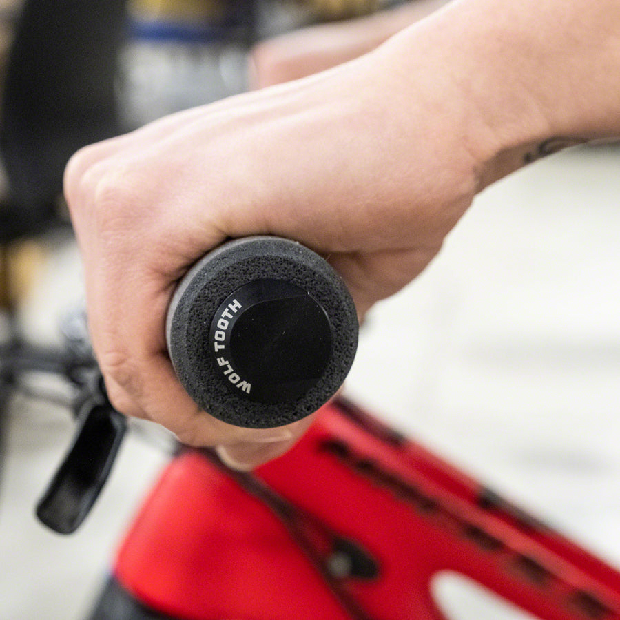 Wolf Tooth Mega Fat Paw Grips - Black-Goodwynn'sGoodwynn's