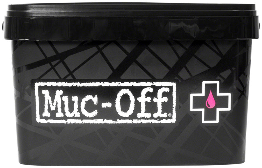 Muc-Off 8-in-1 Cleaning Kit: Tub with 8 Pieces-Goodwynn'sGoodwynn's