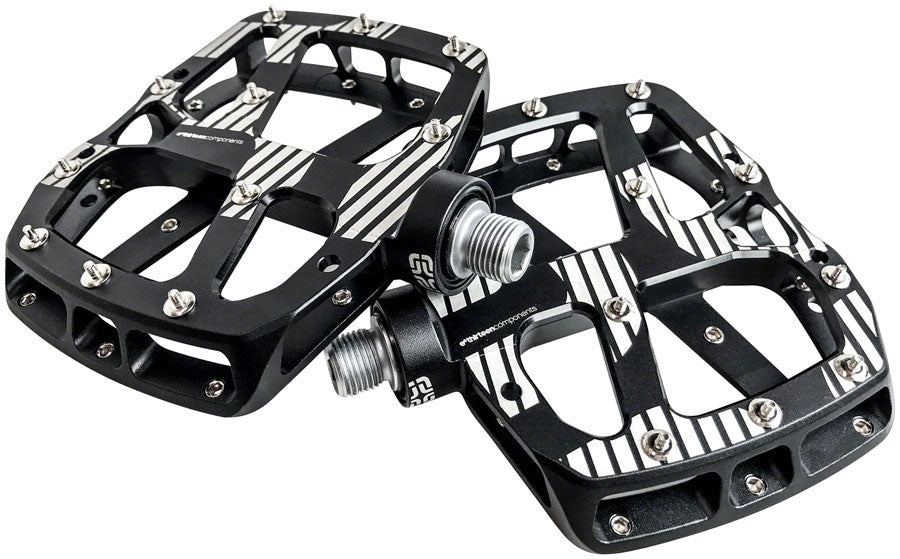 E*thirteen Plus Platform Pedals Aluminum Body - Black-Goodwynn'sGoodwynn's