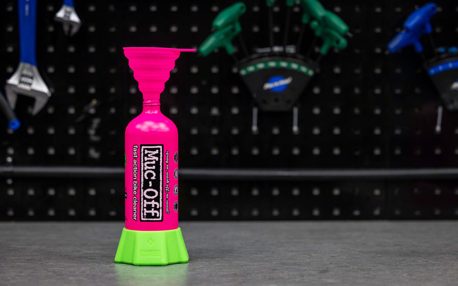 Muc-Off Collapsible Silicone Funnel-Goodwynn'sGoodwynn's